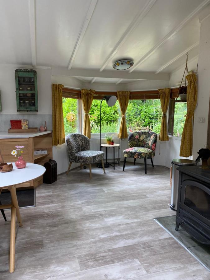Chalet De Kleine Eekhoorn Lage Mierde Exteriér fotografie